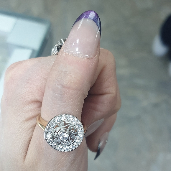 Ufo style ring 14k gold